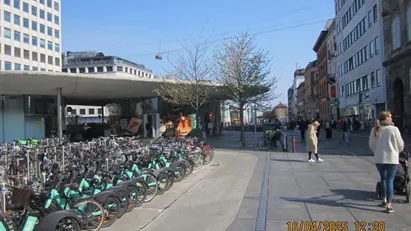 Kontor med udsigt/balkon
