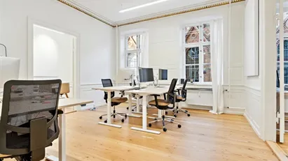 Nyrenoveret kontor i centrum