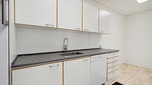 Lagerlokaler til leje i Odense SØ - billede 9